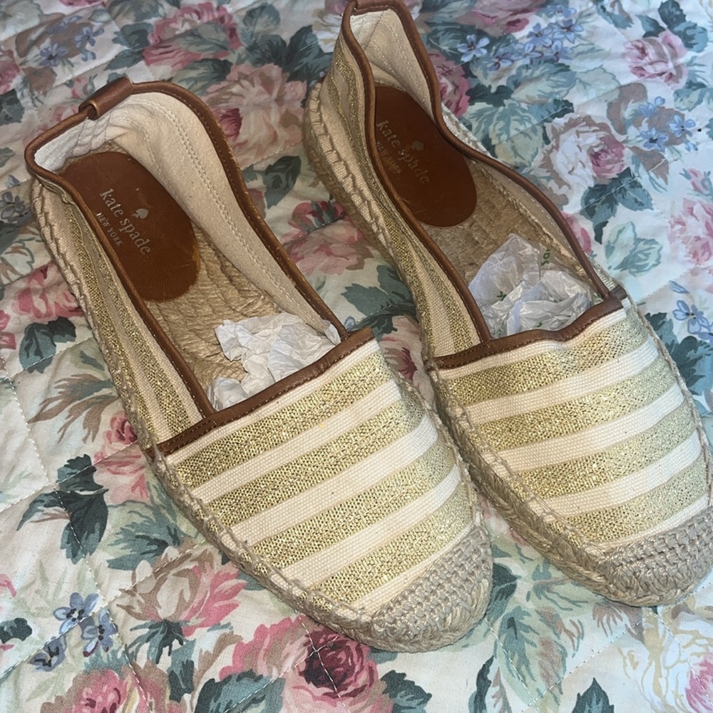 NWOT - Kate Spade Lido Gold Striped Flats - 7M